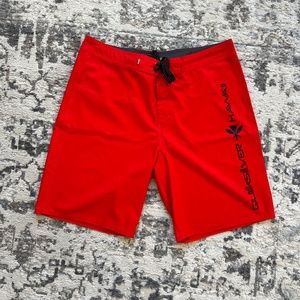 NWOT Red Quiksilver SurfSilk Hawaii Swim Shorts Trunks  - Red, NWOT Size 34
